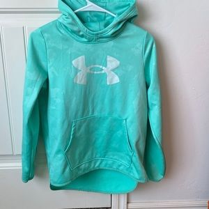 Aquamarine Under Armour hoodie in a girls large.